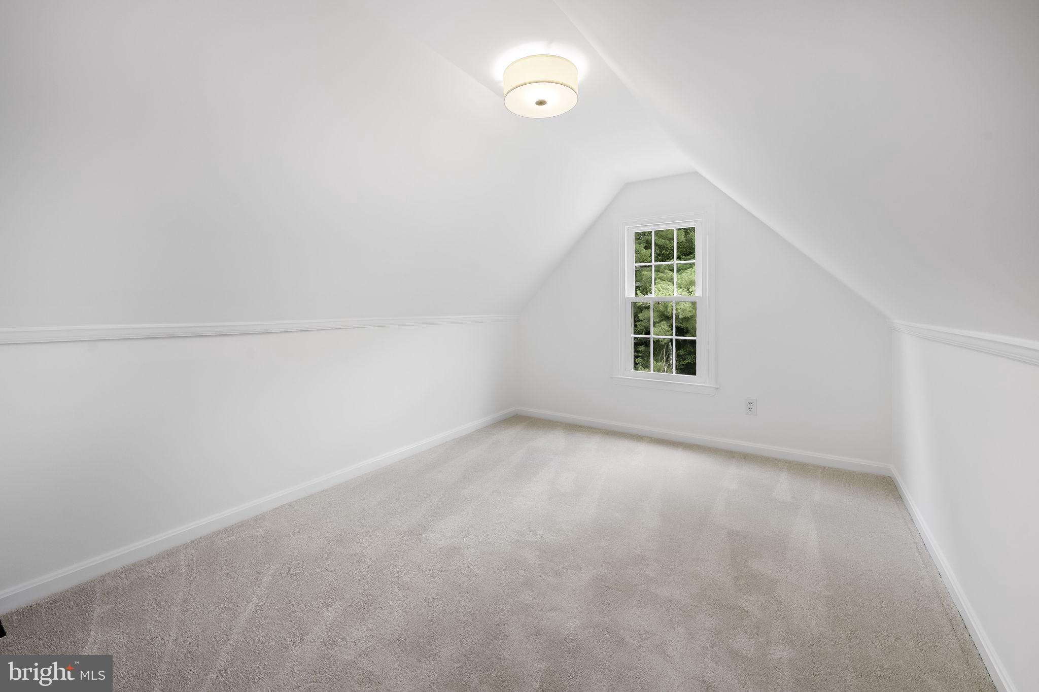 REISTERSTOWN - Residential