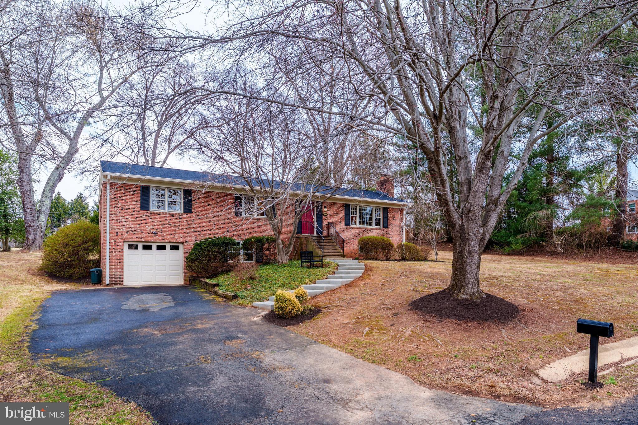 OLIVER ESTATES - Residential