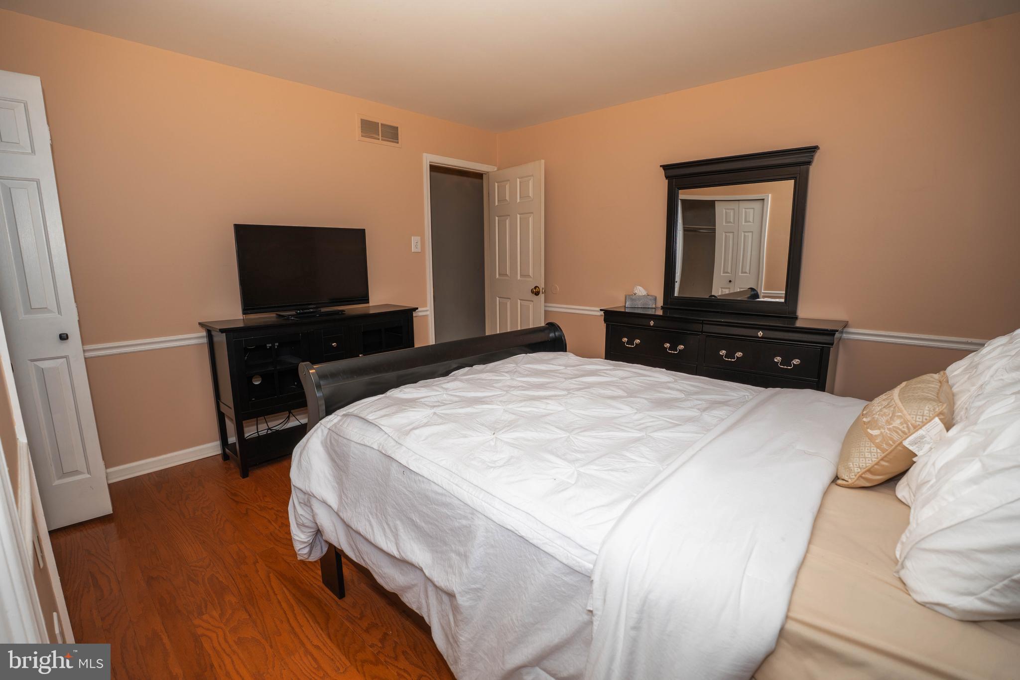 BROOKWOOD ESTS - Residential