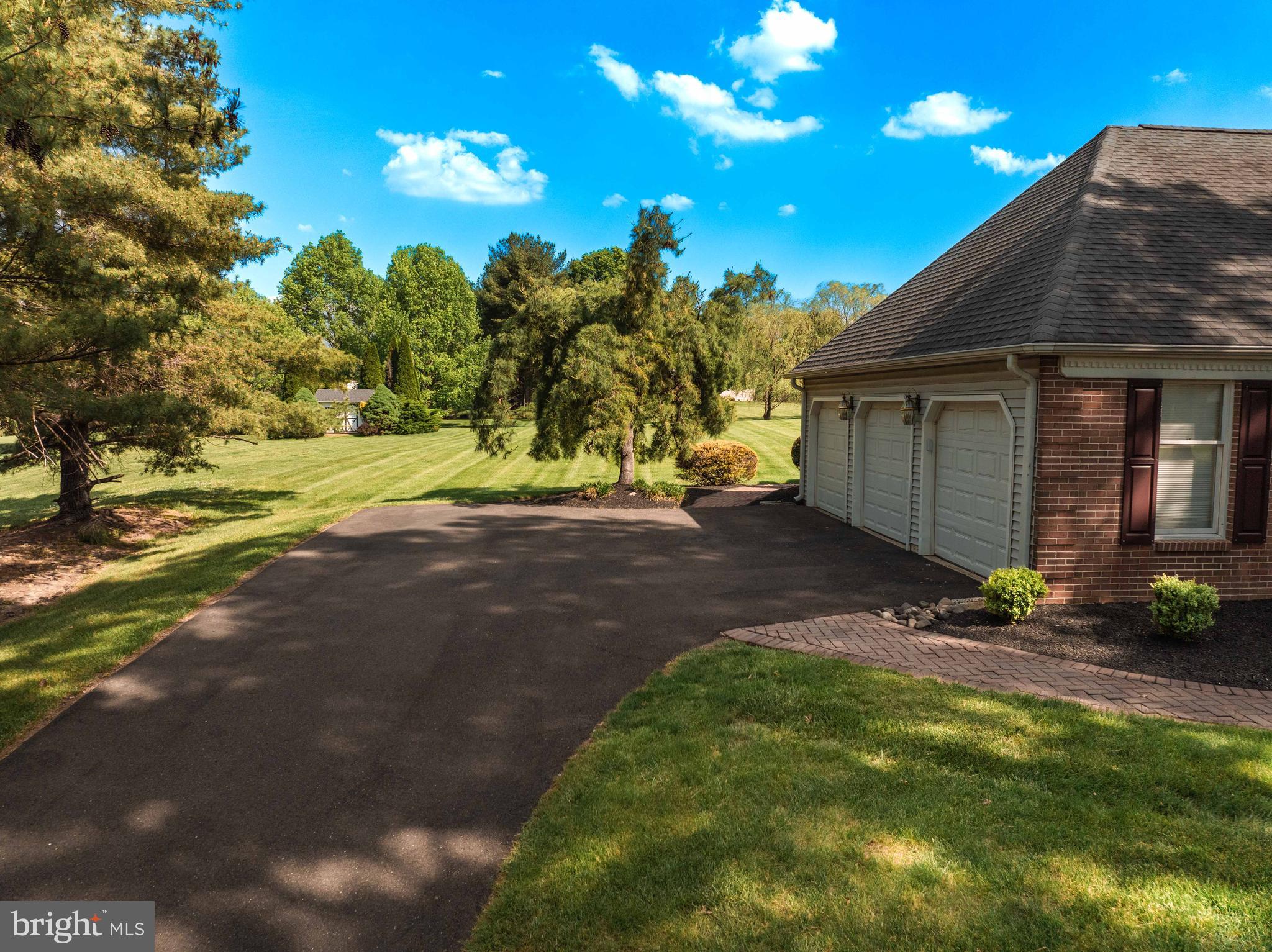 BROOKWOOD ESTS - Residential