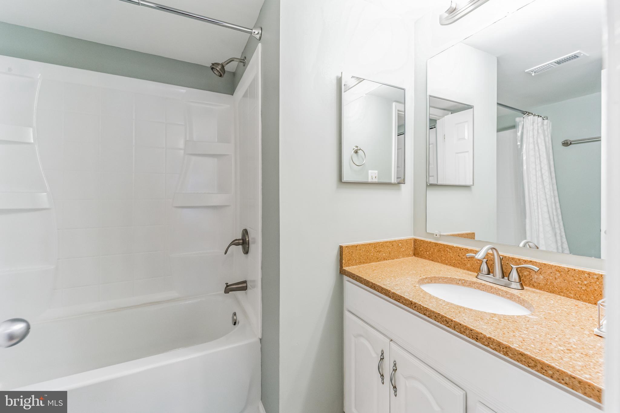 TOWNES OF GLOUCESTER - Residential