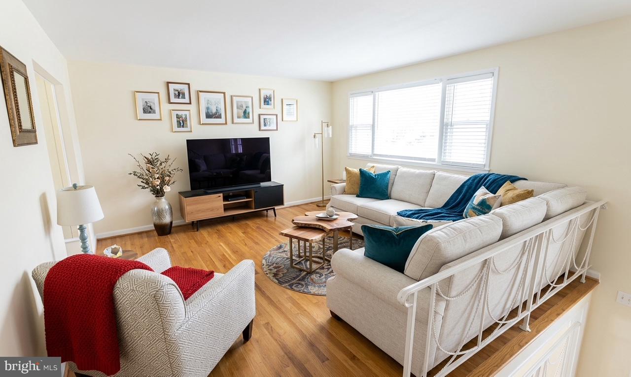 15222 HUGHESVILLE MANOR DRIVE