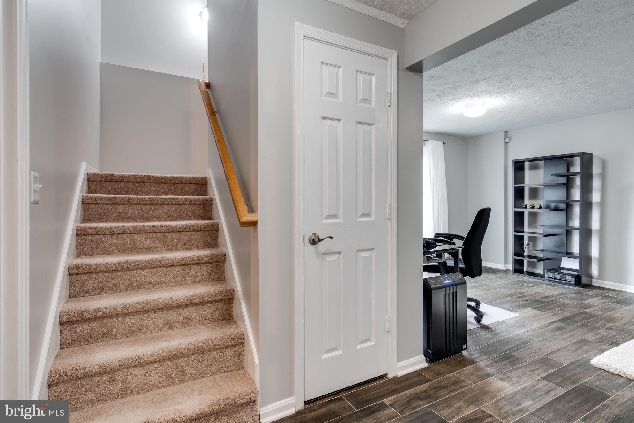 DALE CITY - Residential