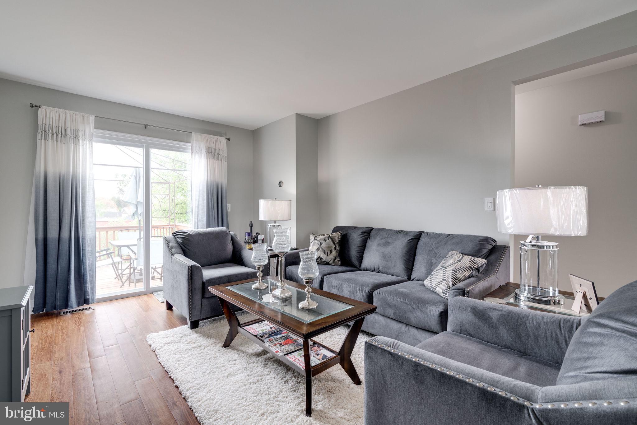 DALE CITY - Residential