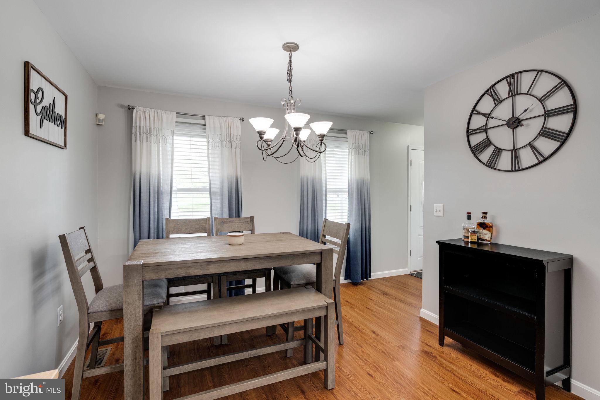 DALE CITY - Residential