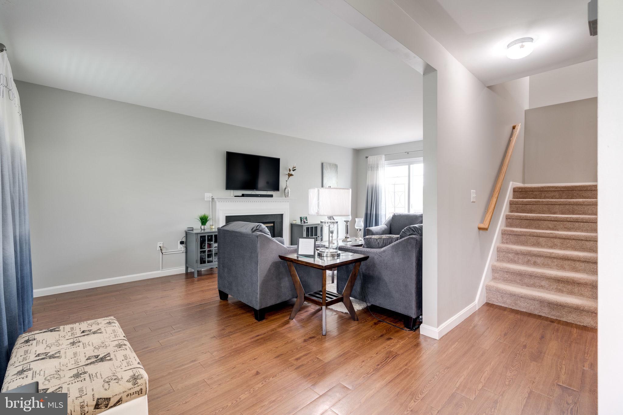 DALE CITY - Residential