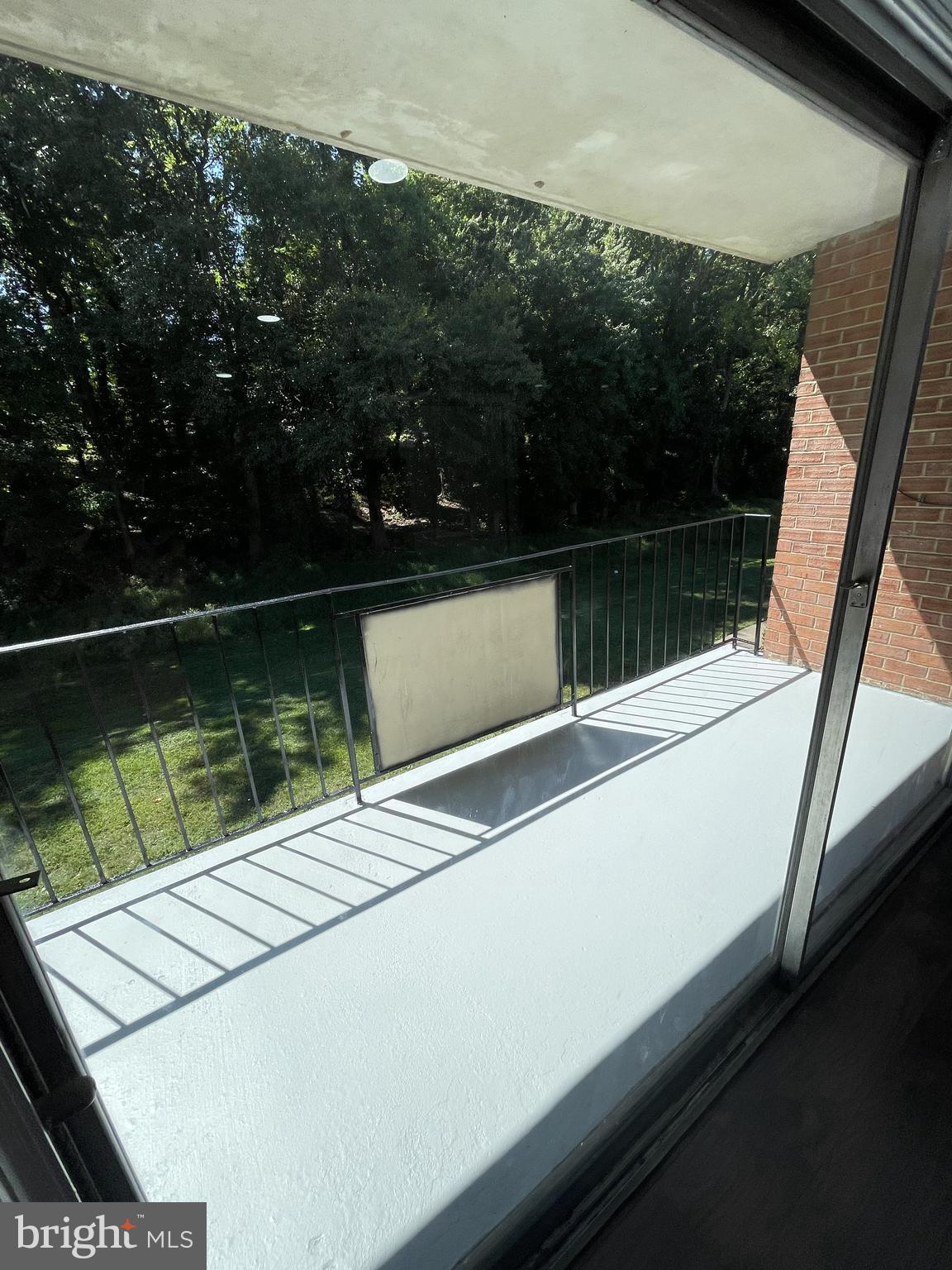 MARLOW - Residential Lease