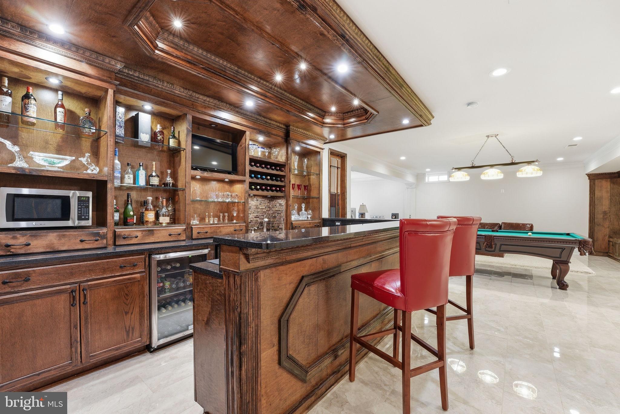 SUMMIT OAKS - Residential