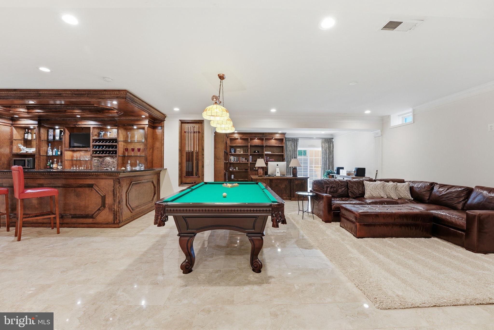 SUMMIT OAKS - Residential