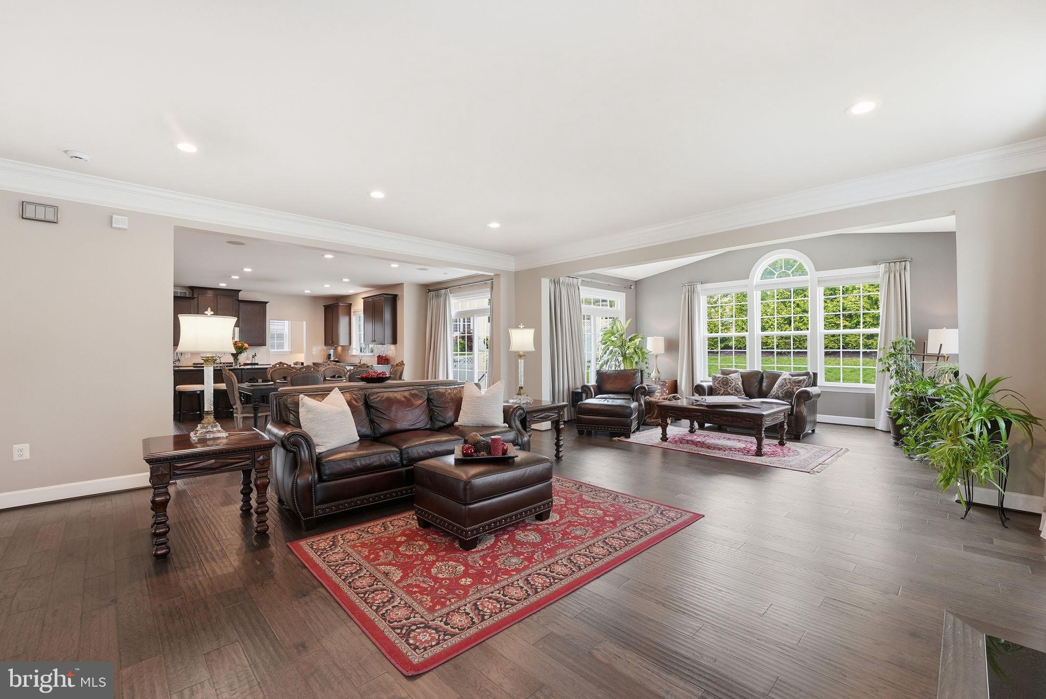 SUMMIT OAKS - Residential