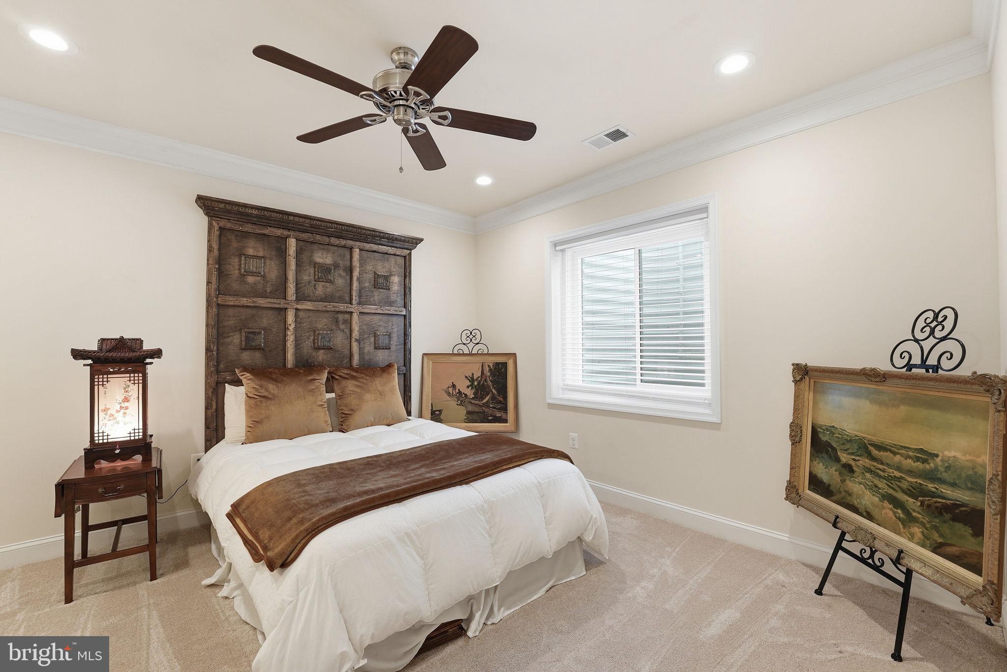 SUMMIT OAKS - Residential