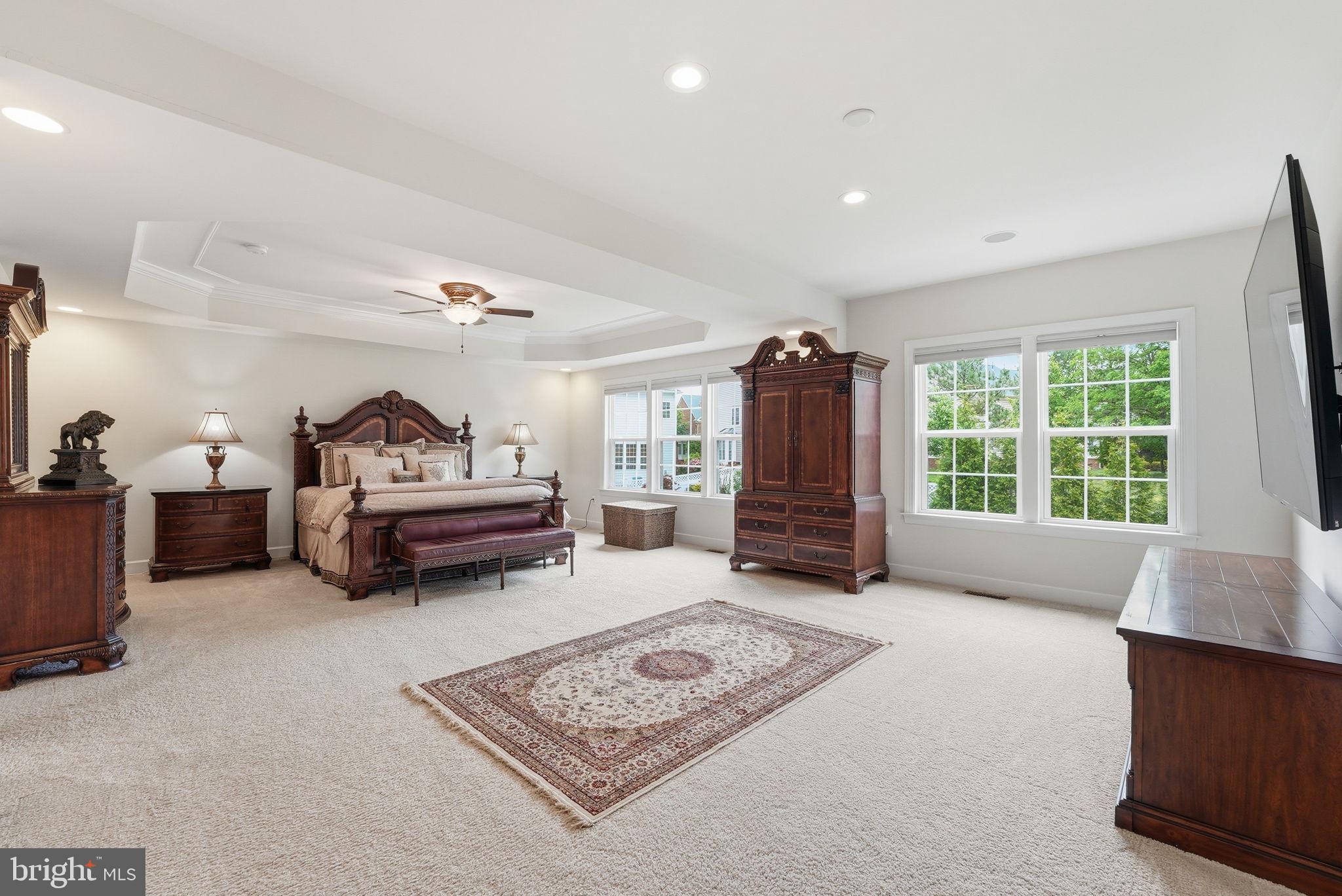 SUMMIT OAKS - Residential