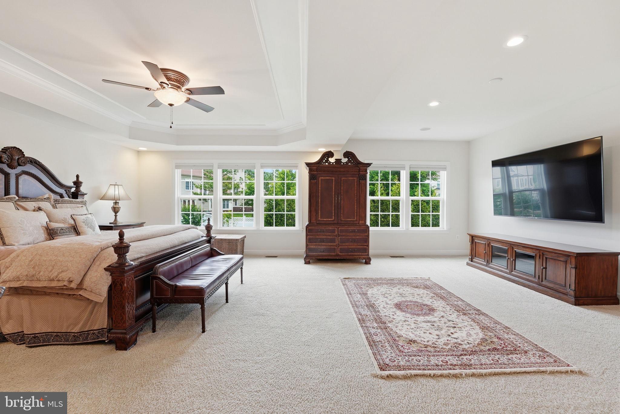 SUMMIT OAKS - Residential