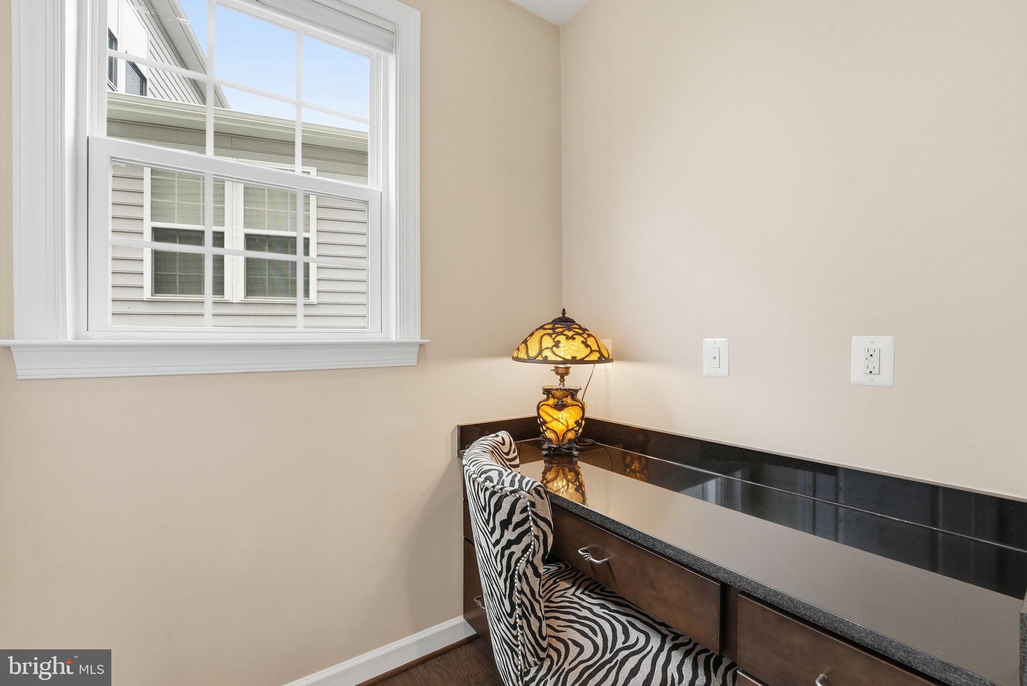SUMMIT OAKS - Residential