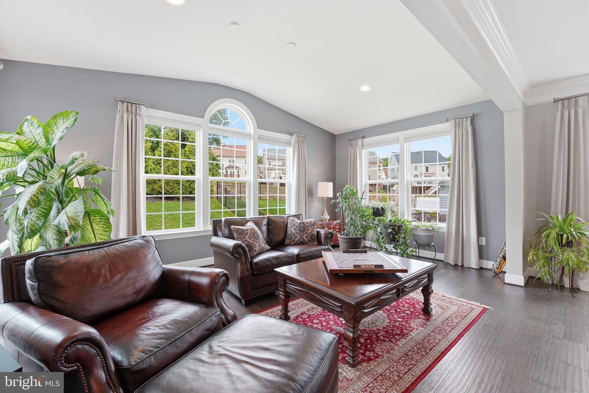 SUMMIT OAKS - Residential