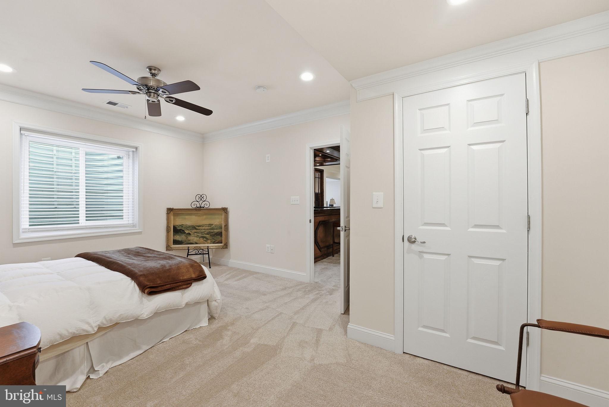 SUMMIT OAKS - Residential