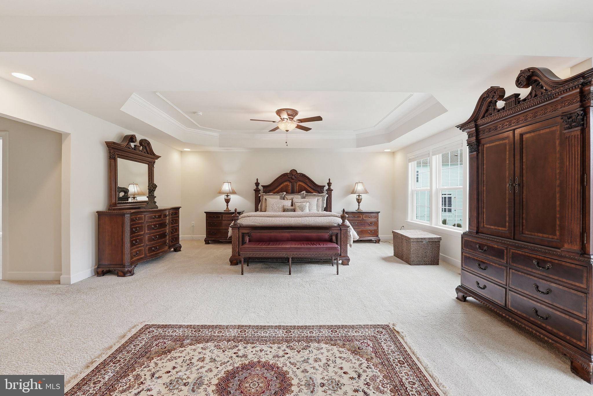 SUMMIT OAKS - Residential
