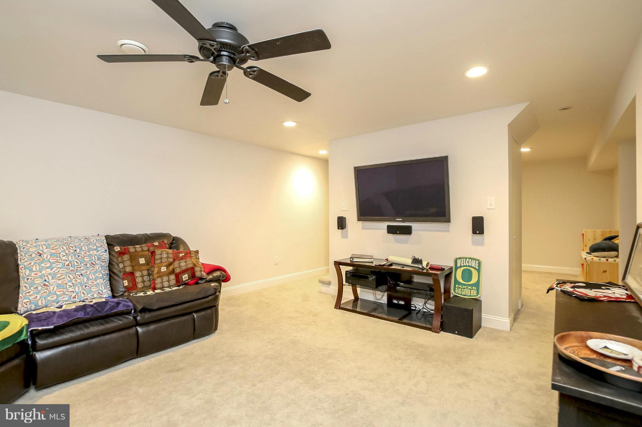 VILLAGE OF OWEN BROWN - Residential