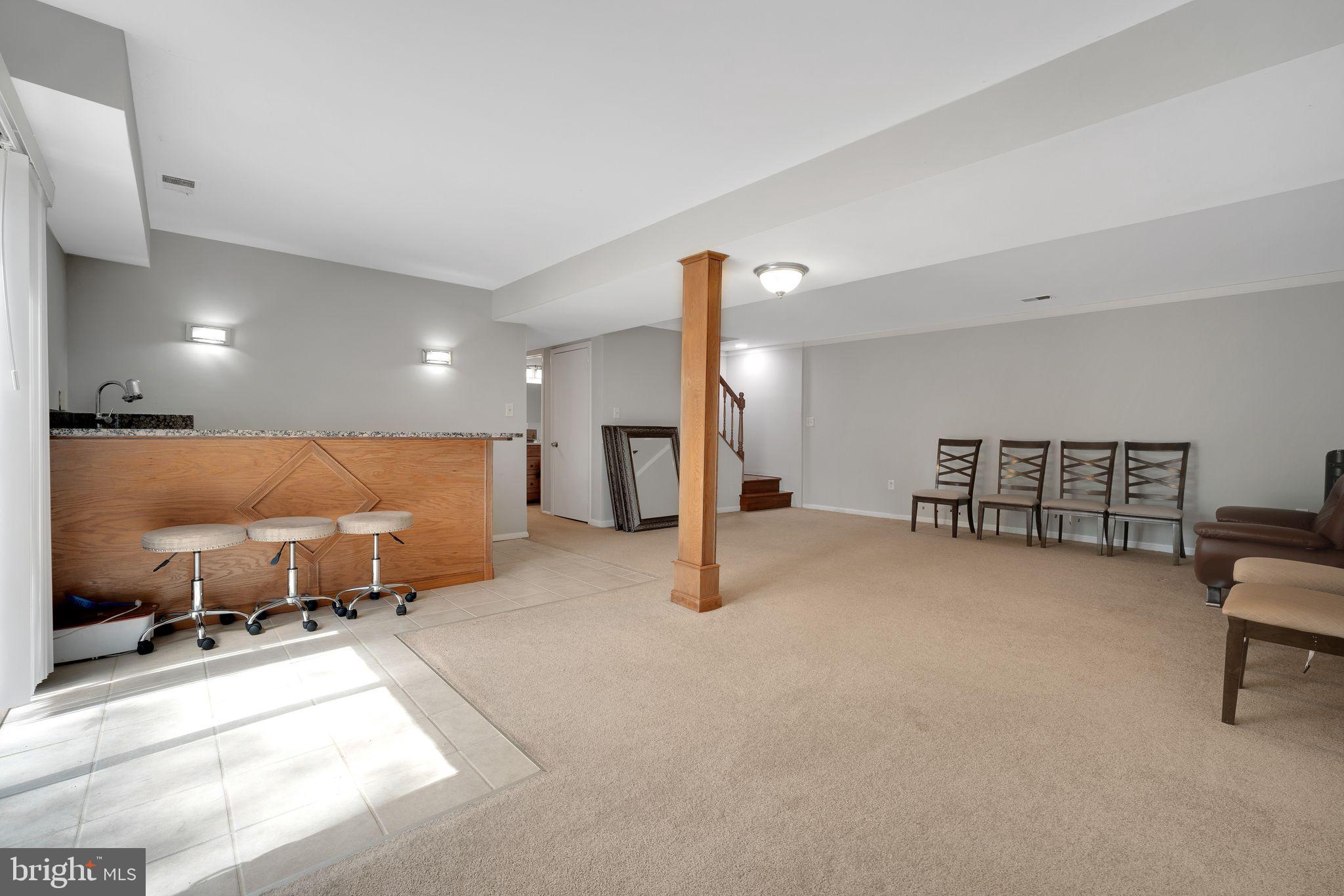 BENT TREE - Residential