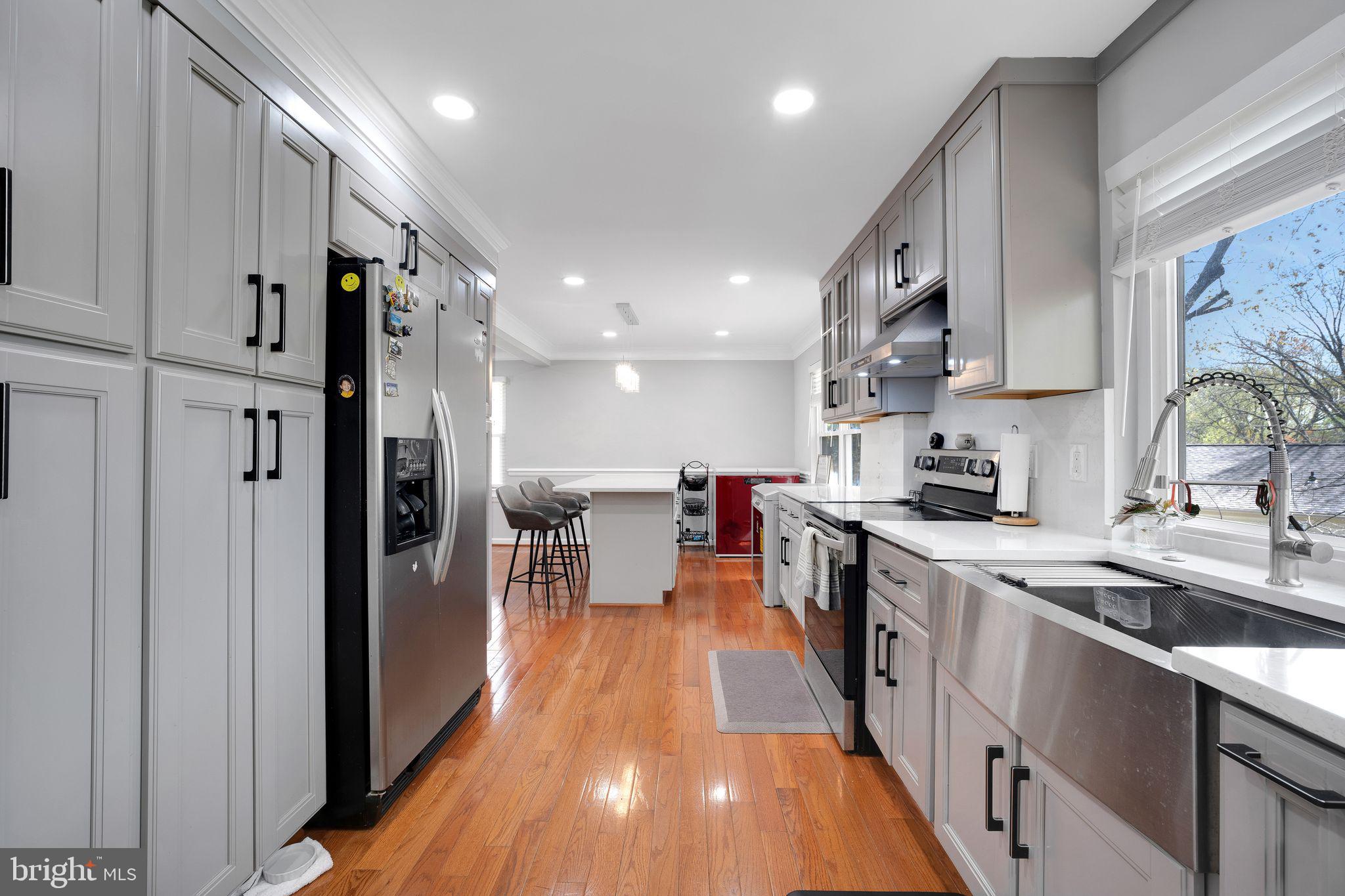 BENT TREE - Residential