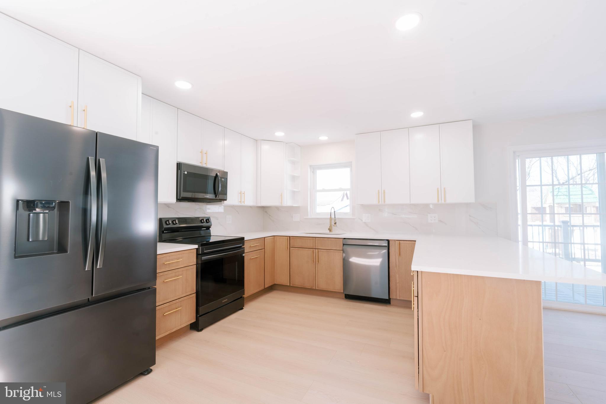 LANGHORNE GABLES - Residential