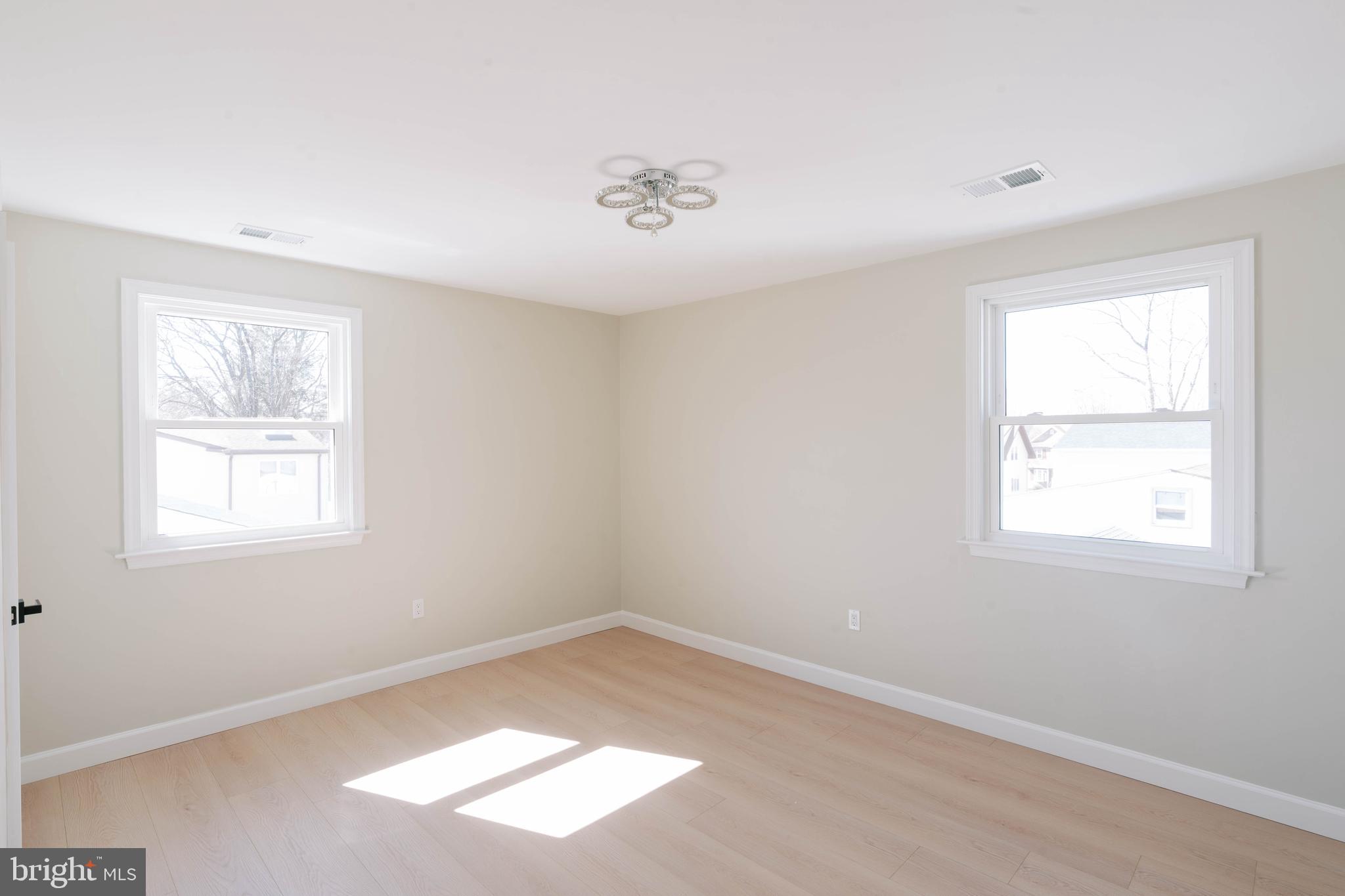 LANGHORNE GABLES - Residential