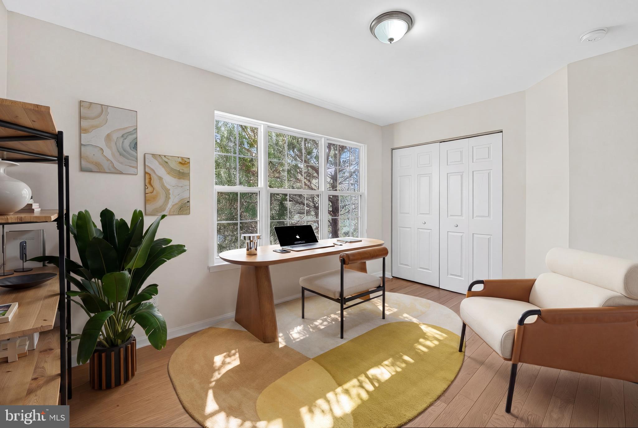 SOUTH RIDING - Residential