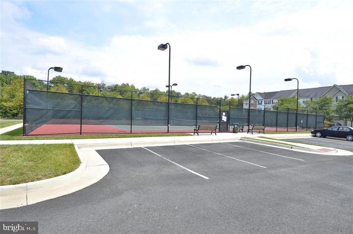 SOUTH RIDING - Residential