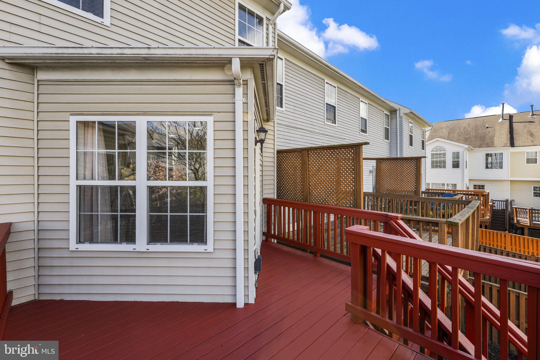 SOUTH RIDING - Residential