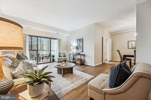 2904 N Leisure World Boulevard Unit 516, Silver Spring, MD 20906 - MLS#: MDMC2167960