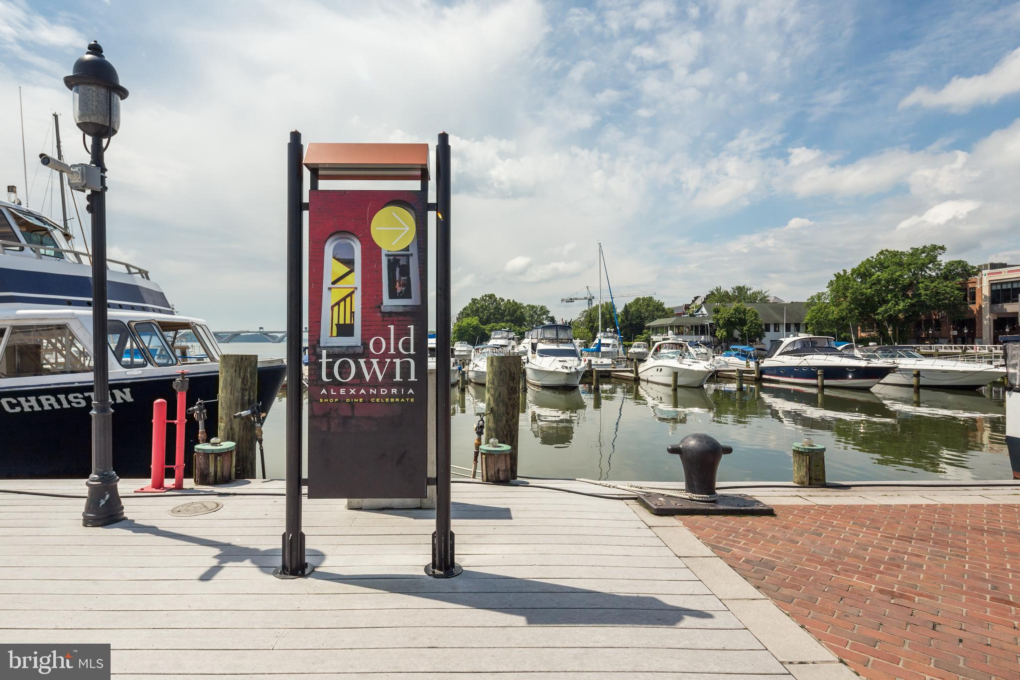 RIVERGATE - Residential