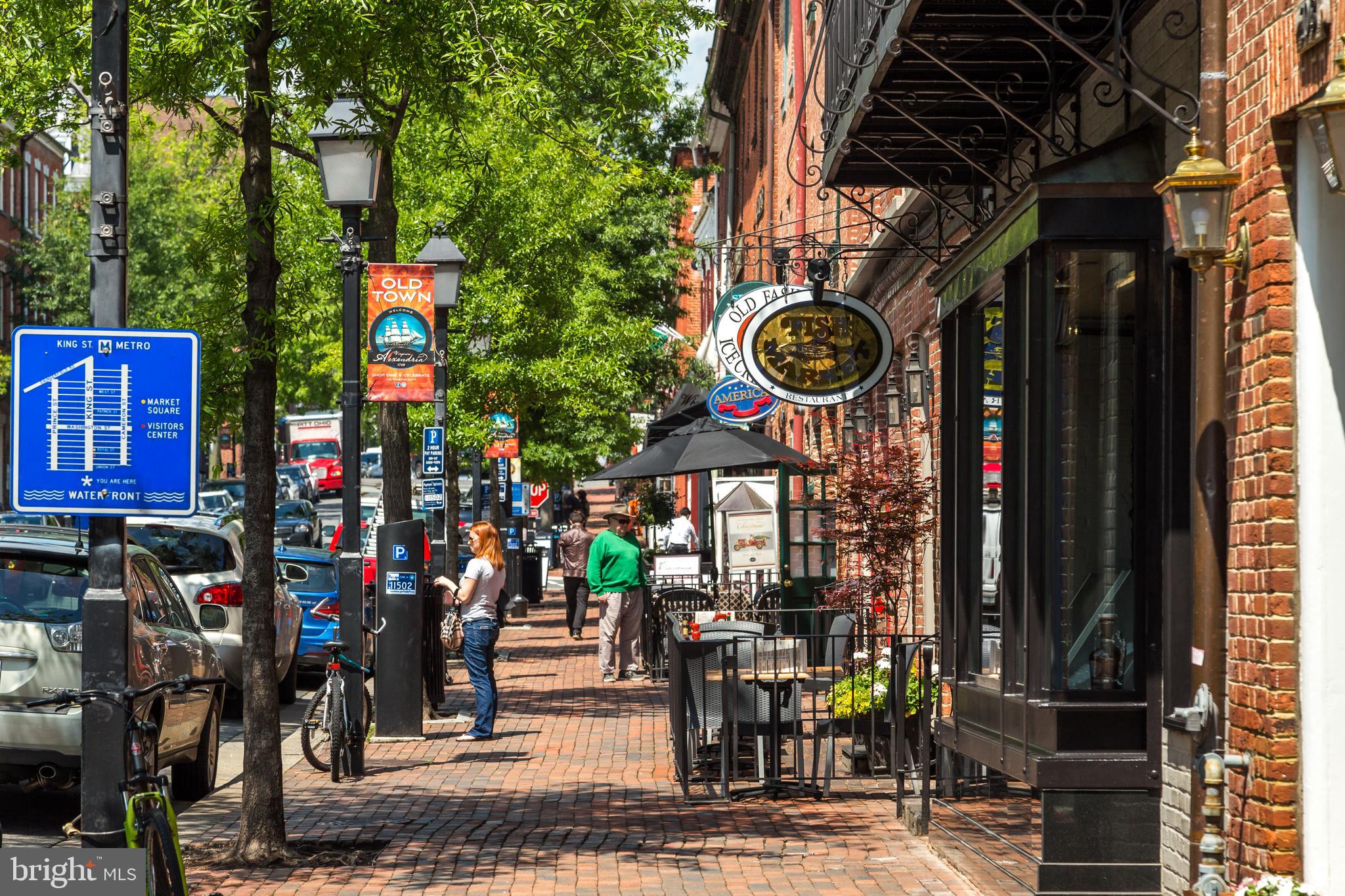 RIVERGATE - Residential