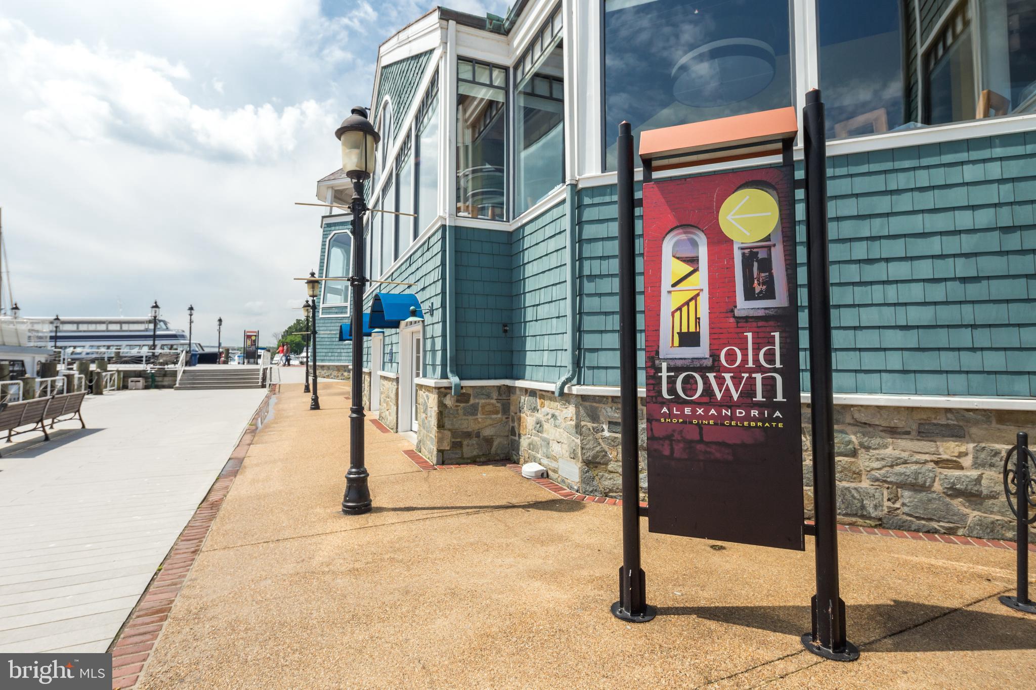 RIVERGATE - Residential