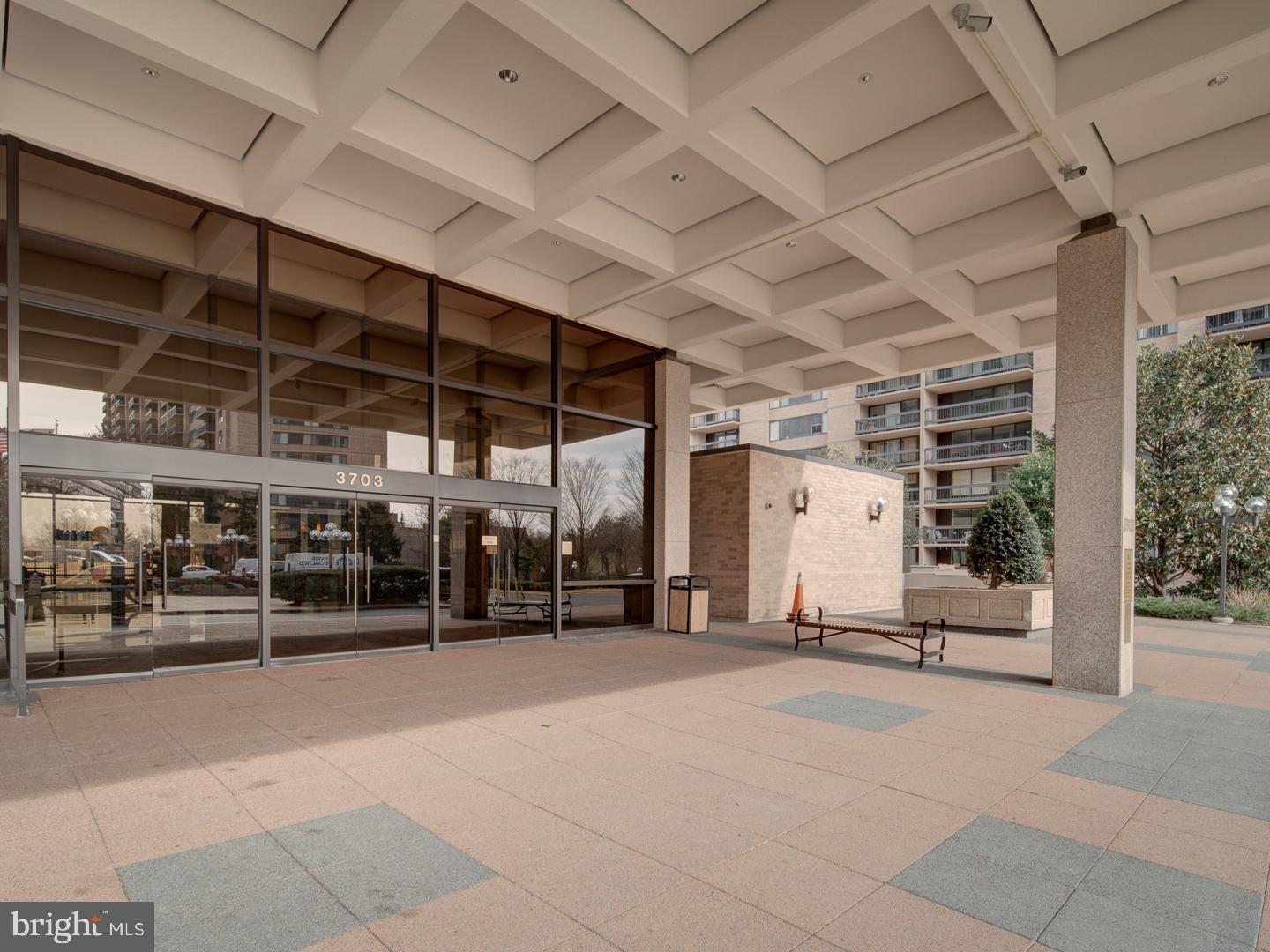 SKYLINE PLAZA - Residential Lease