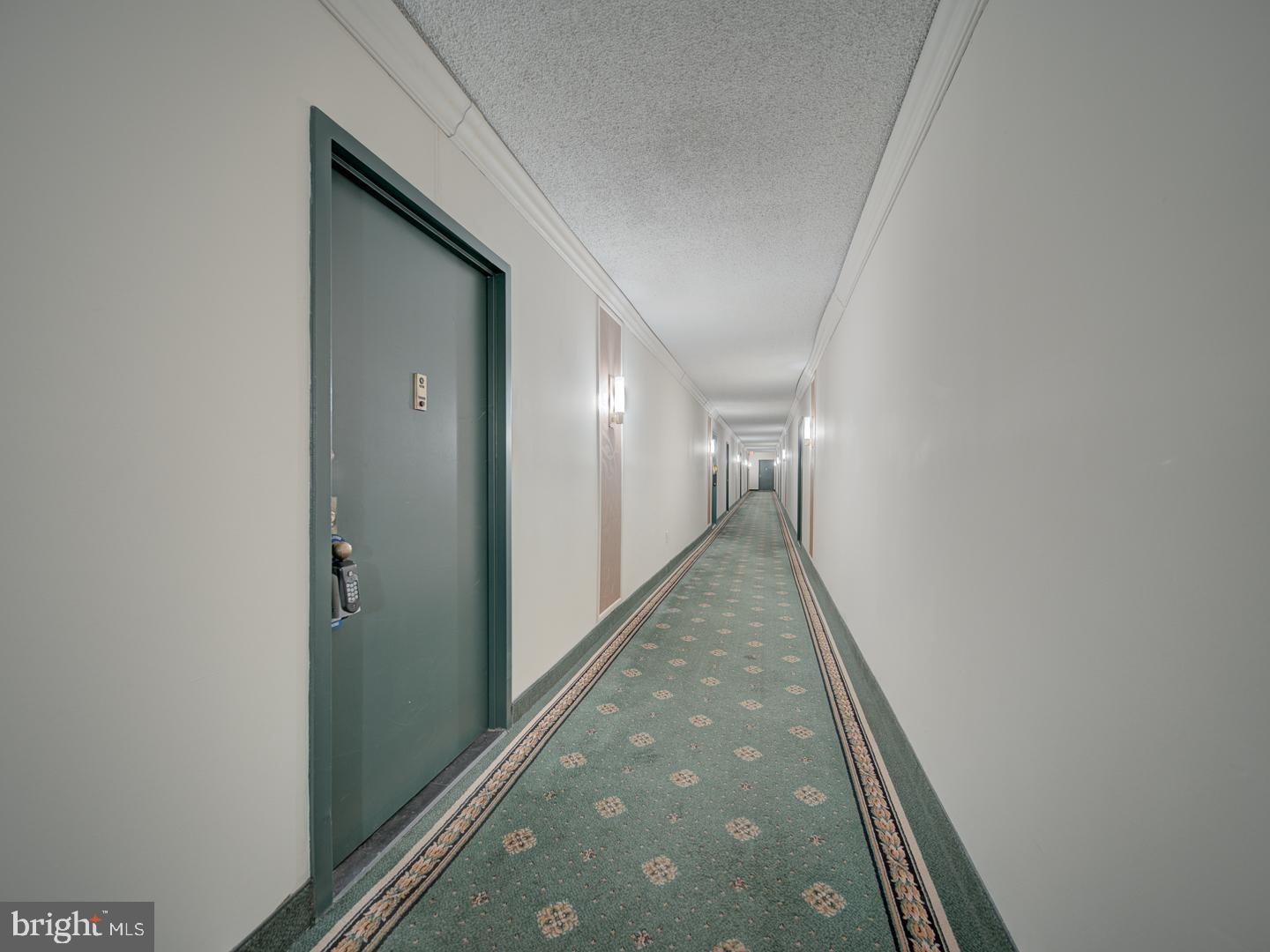 SKYLINE PLAZA - Residential Lease