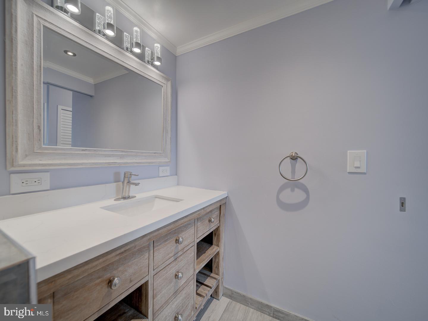 SKYLINE PLAZA - Residential Lease