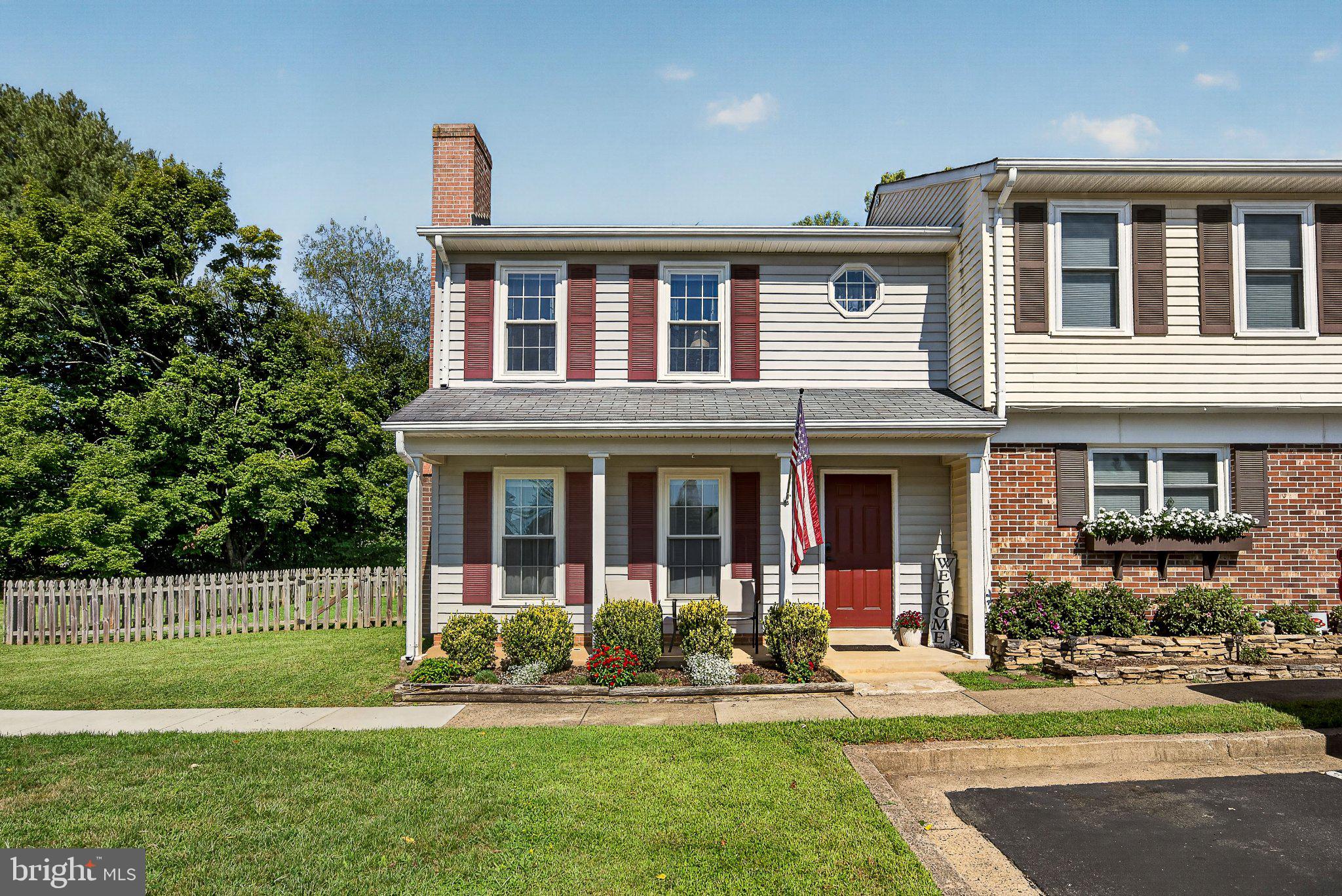 446 RIDGE COURT