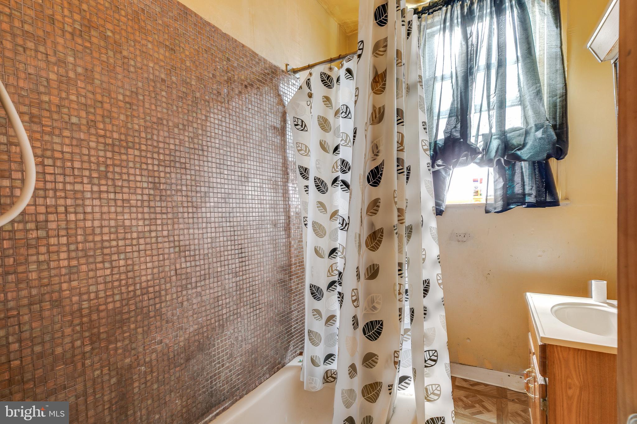 COBBS CREEK - Residential