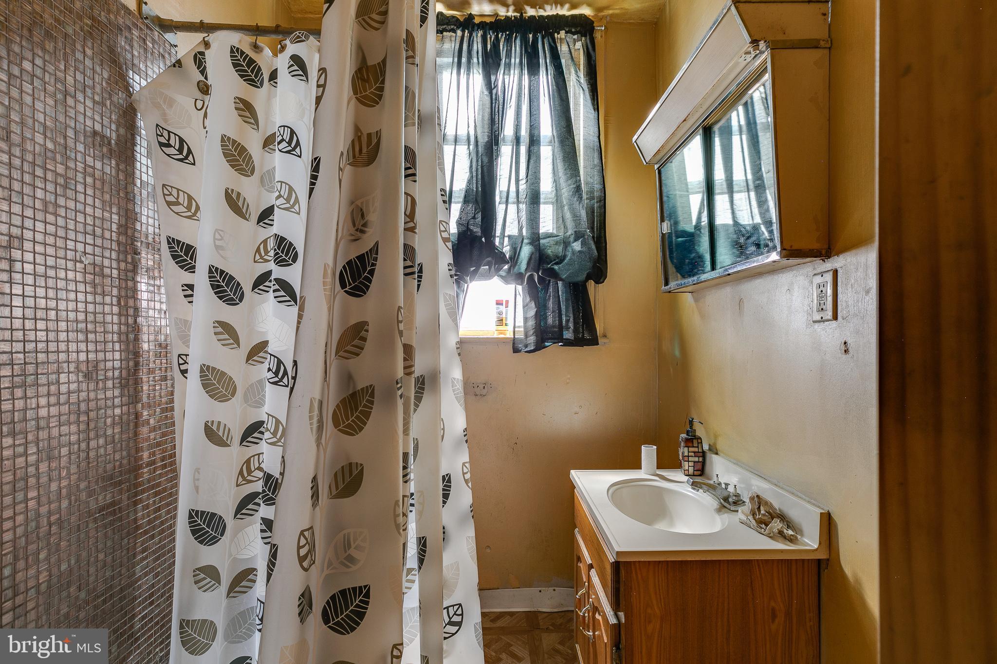 COBBS CREEK - Residential