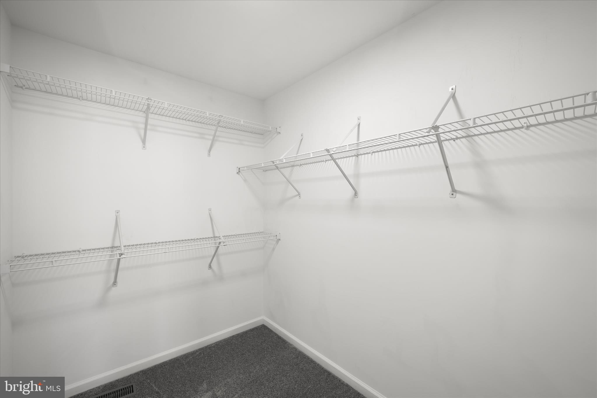 HAMPTON - Residential