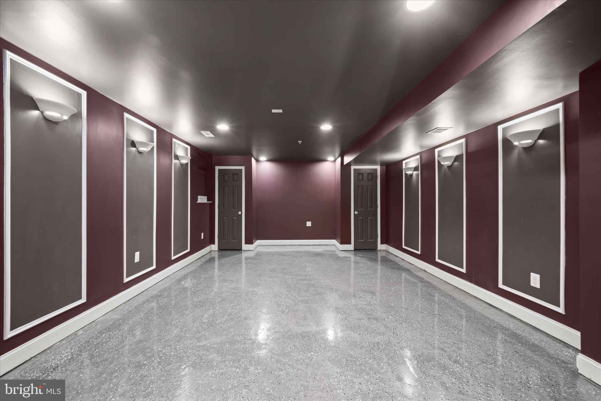 HAMPTON - Residential