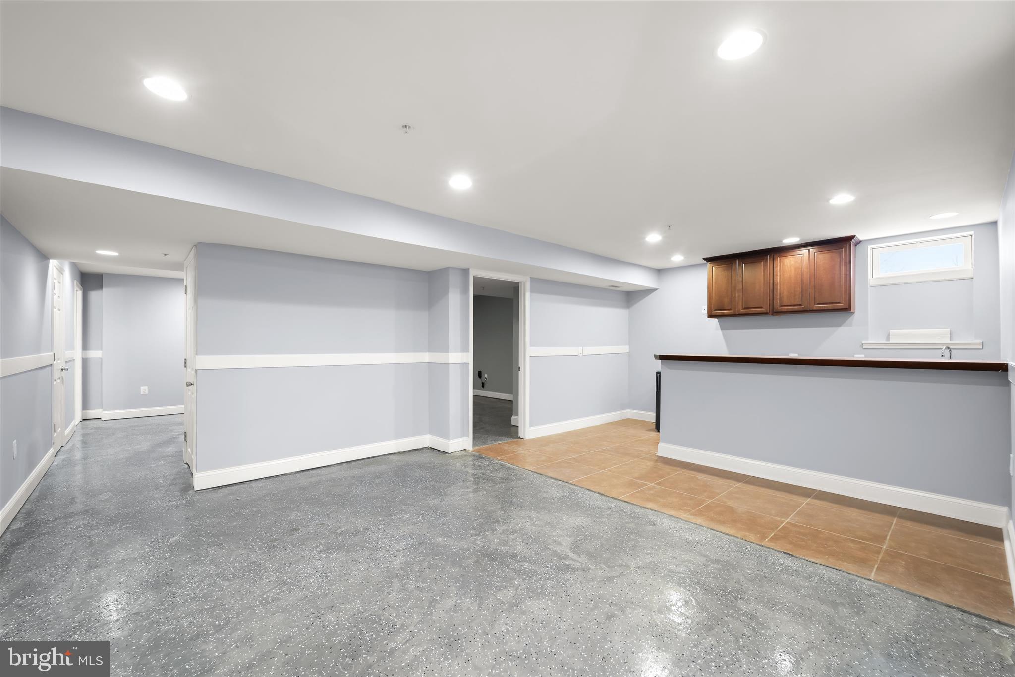 HAMPTON - Residential