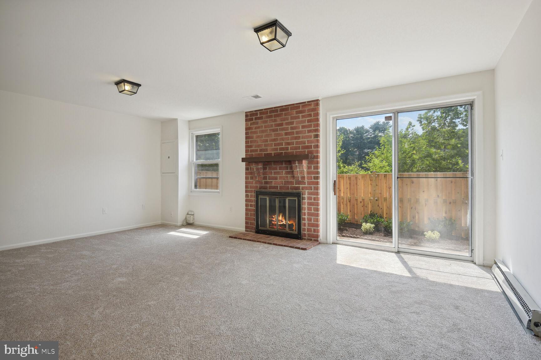 WESTLAKE TERRACE - Residential Lease