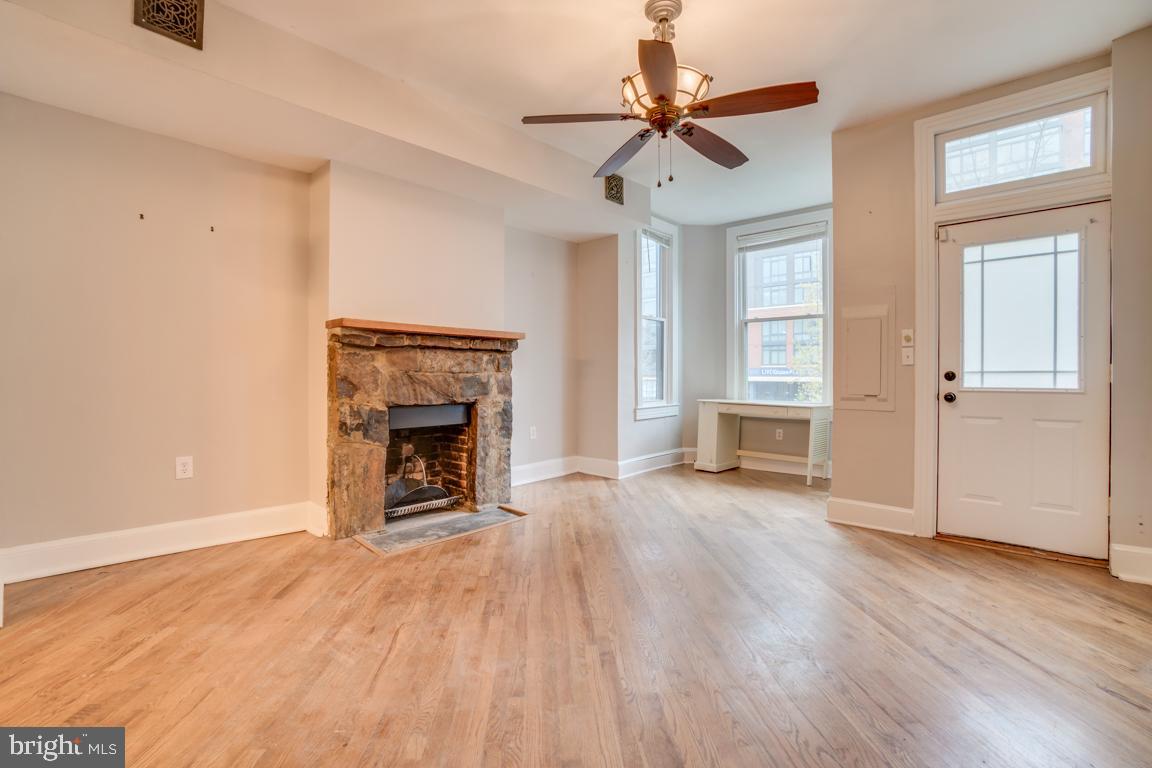 221 K STREET NE