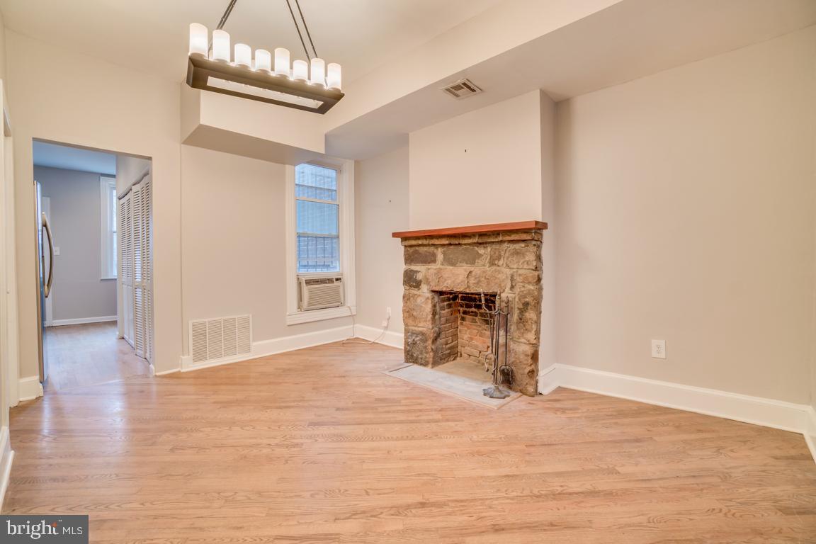 221 K STREET NE