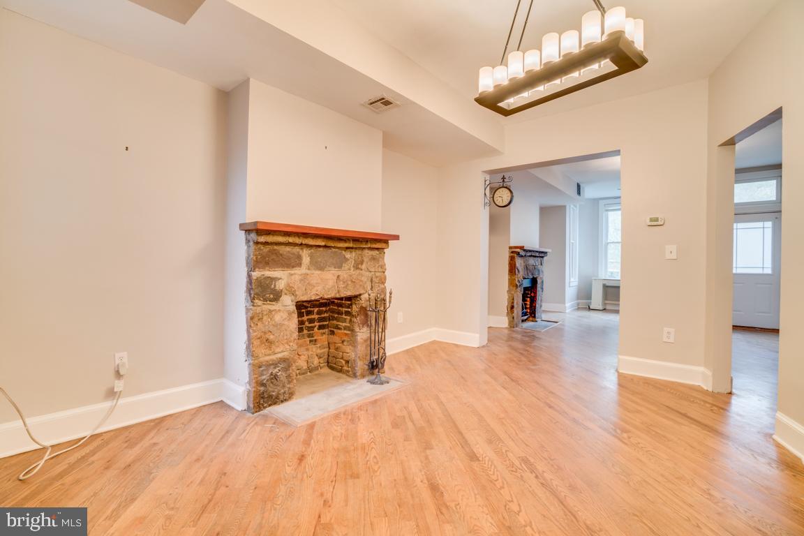 221 K STREET NE