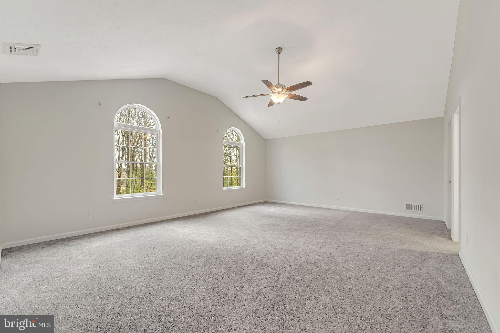 MONROE LAKES - Residential