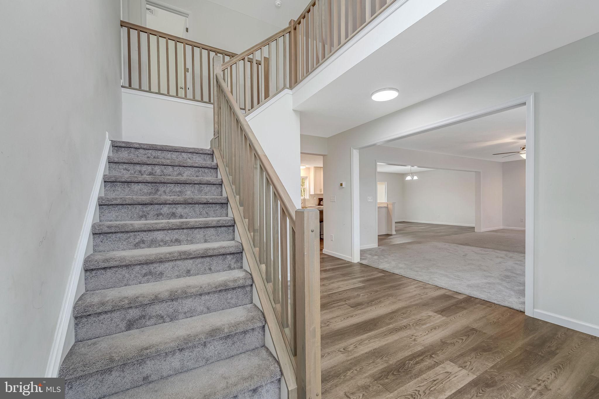 MONROE LAKES - Residential