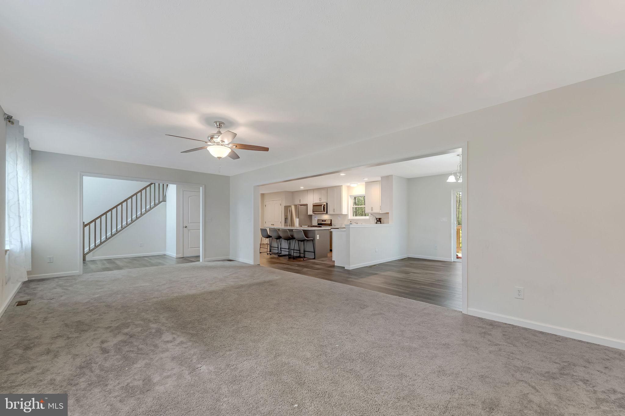 MONROE LAKES - Residential