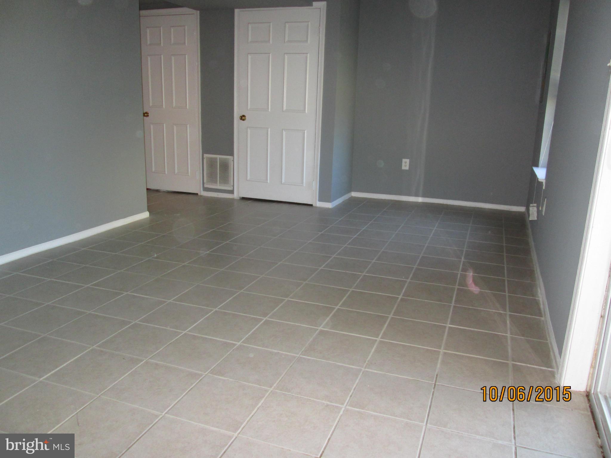 LAKE RIDGE - Residential